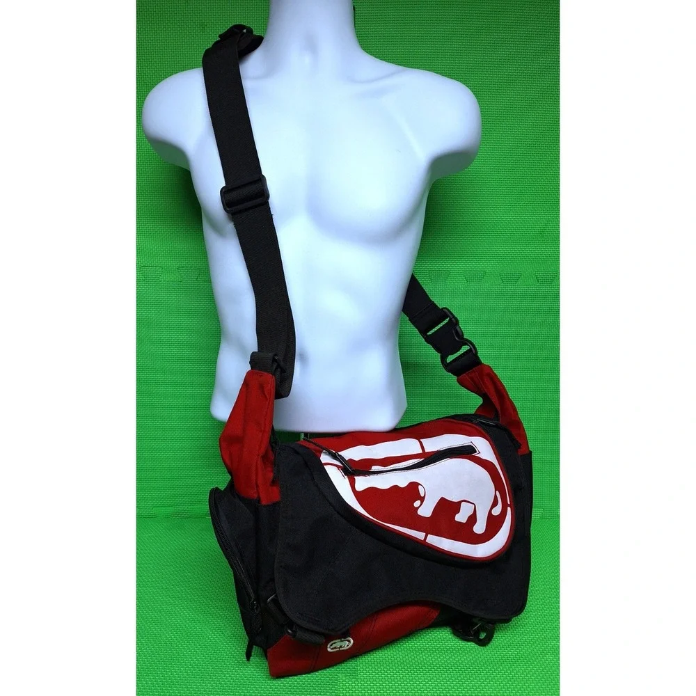 Marc Ecko Unltd Red & Black Crossbody Laptop Messenger Bag Shoulder Strap Y2K